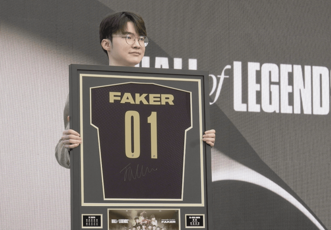 168电竞官网：拳头再次送李哥跑车！Faker：定制奔驰只拉夏季赛carry的队友